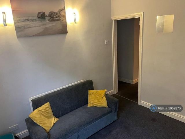 Apartment for rent in Knighton Fields, Leicester