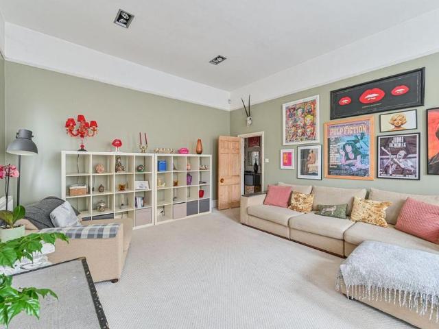Apartment for rent in Anerley, Greater London