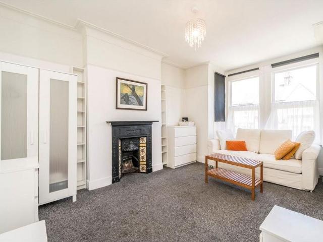 Apartment for rent in London Borough of Ealing, Greater London