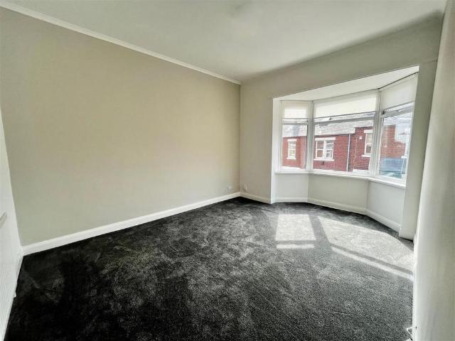 Apartment for rent in Pelaw, Tyne And Wear