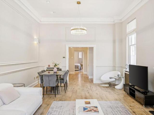 Apartment for rent in Royal Borough of Kensington and Chelsea, Greater London