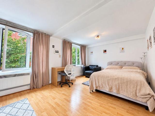 Flat for rent in City of Westminster, Greater London