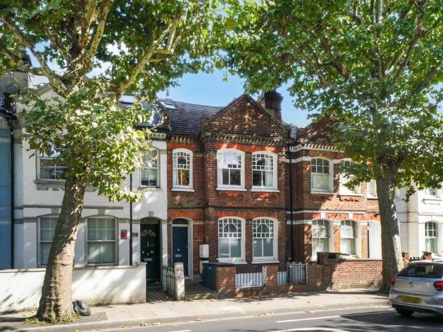 Flat for rent in Fulham, Sands End