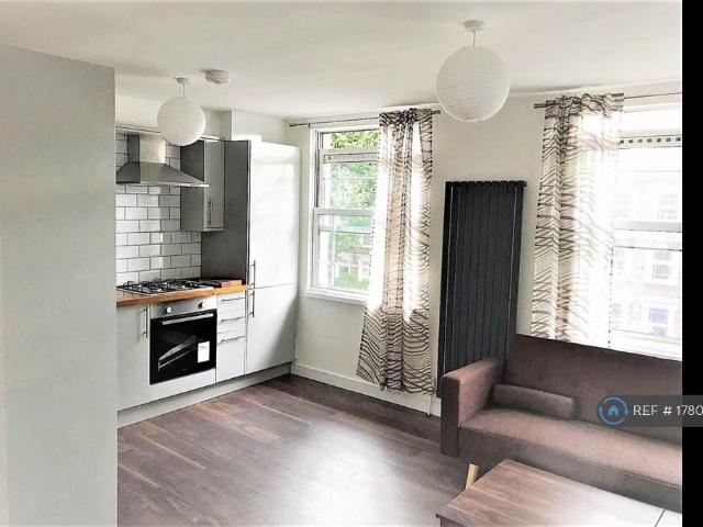 Flat for rent in London Borough of Lewisham, New Cross