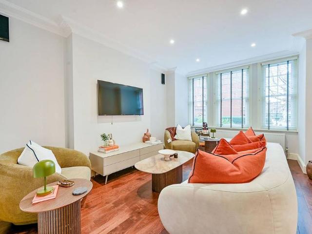 Apartment for rent in Hammersmith, Isle Of Man