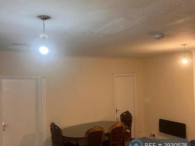 Apartment for rent in New Moston, Manchester