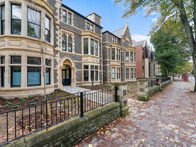 Flat for rent in Falcon Lodge, Wales