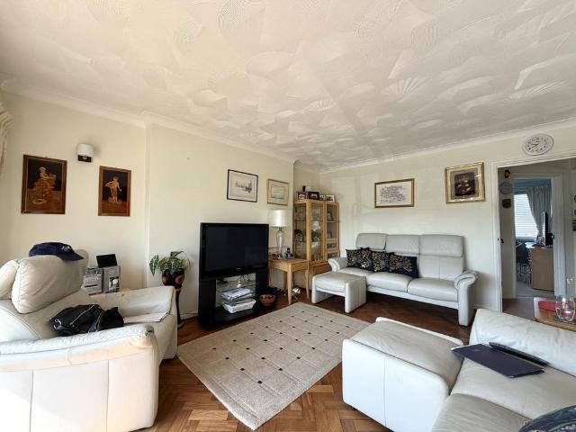 Apartment for rent in Rottingdean