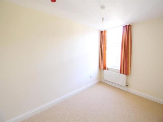 Apartment for rent in South Cliff, Kepwick