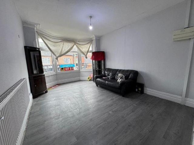 Apartment for rent in Highfields, Old Wharf