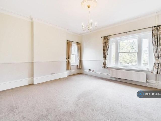 Apartment for rent in Ewens Farm, Golden Valley