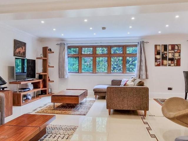Apartment for rent in Gerrards Cross, Tatling End