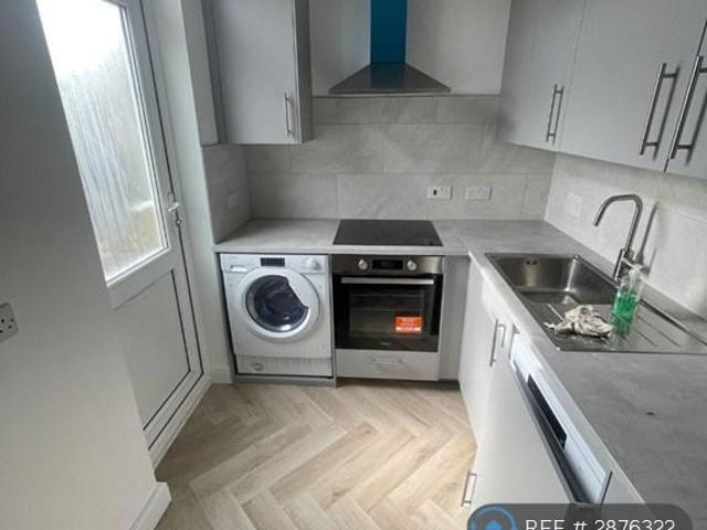 Flat for rent in Canning Town, Greater London