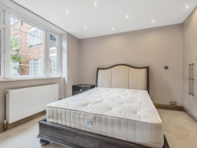Flat for rent in St. John's Wood, Isle Of Man