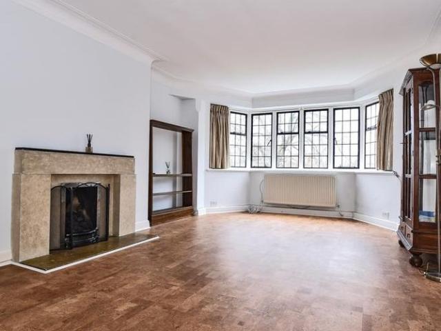 Apartment for rent in Putney Village, Greater London