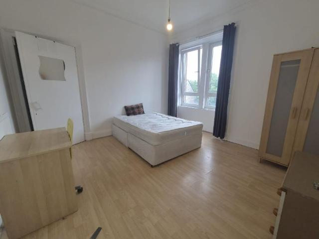Apartment for rent in Castlehead, Glenburn