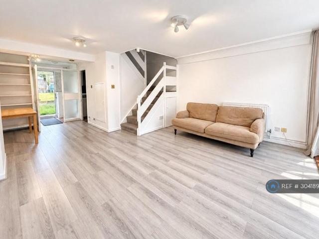 Apartment for rent in London Borough of Hounslow, Heston