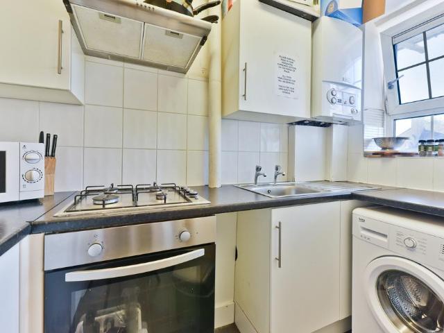 Flat for rent in London Borough of Lewisham, New Cross