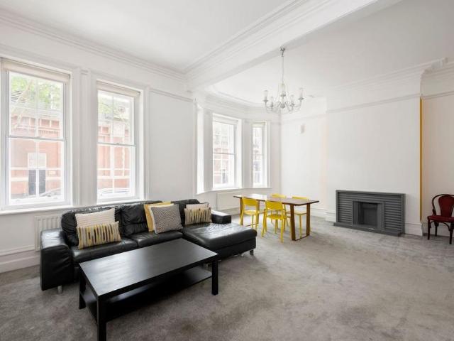 Apartment for rent in Saint Giles, Bloomsbury