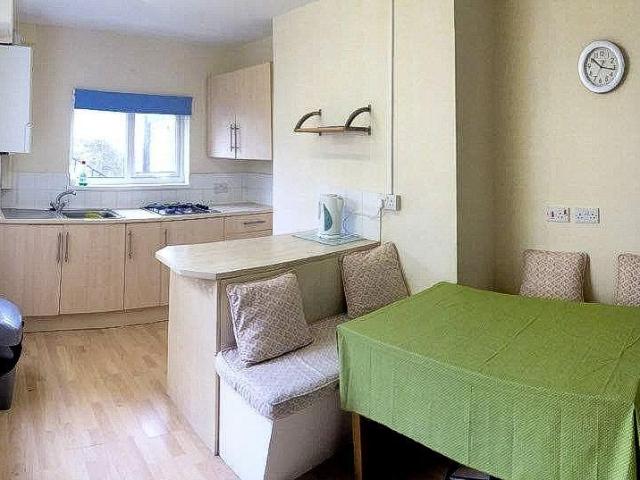 Flat for rent in Mount Wise
