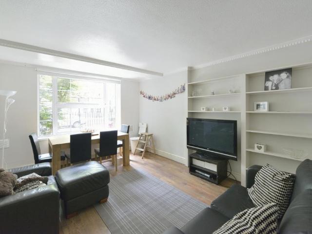 Flat for rent in Islington, Canonbury