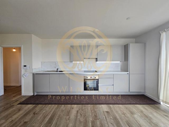 Flat for rent in Greater London