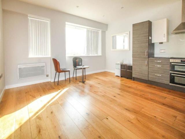 Apartment for rent in Hayes, Greater London