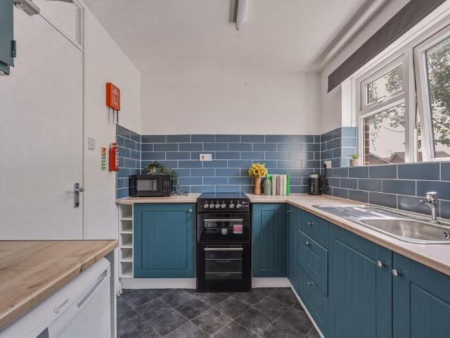 Apartment for rent in Heigham Grove, East Bank
