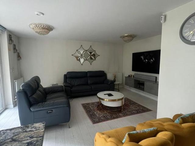 Apartment for rent in London Borough of Hounslow, Greater London