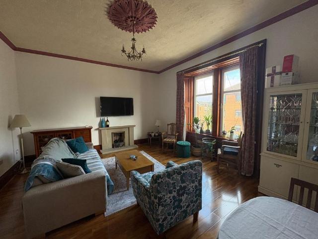 Apartment for rent in Carriagehill, Paisley