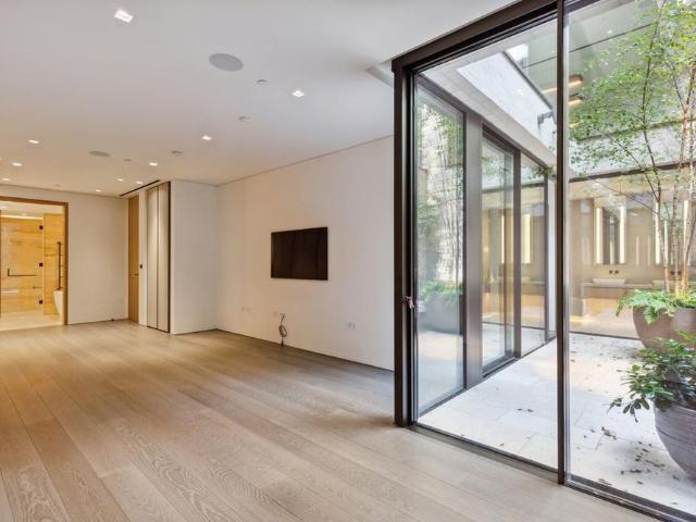 Apartment for rent in Royal Borough of Kensington and Chelsea, Greater London