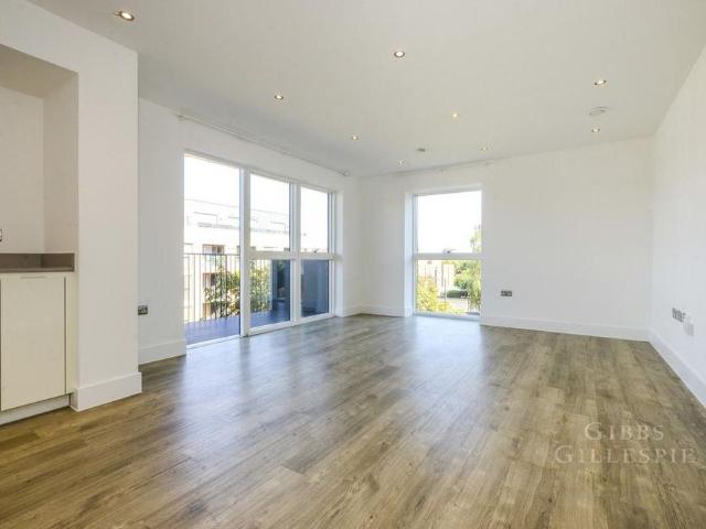 Apartment for rent in Wealdstone, Greater London