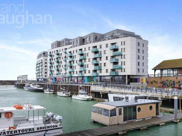 Flat for rent in Brighton & Hove