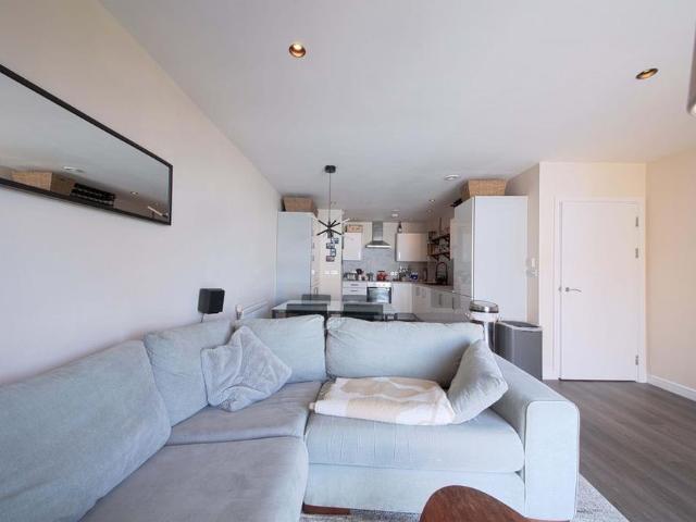 Apartment for rent in Maidenhead
