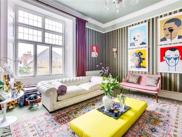 Apartment for rent in Southfields, Greater London
