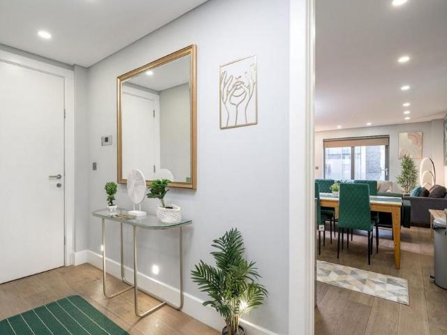 Apartment for rent in Paddington, Isle Of Man