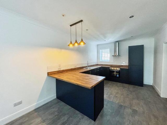 Apartment for rent in Gibbonsdown, Barry