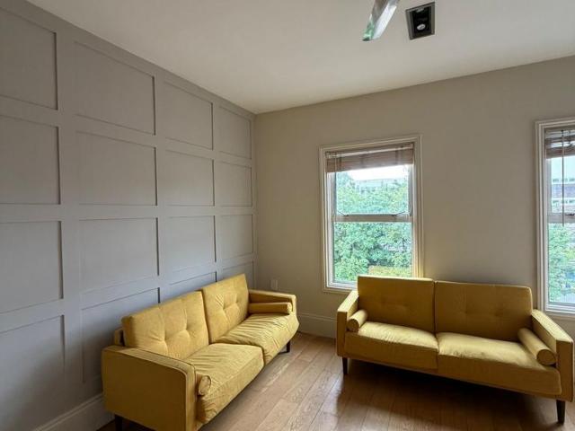 Flat for rent in Battersea, Isle Of Man