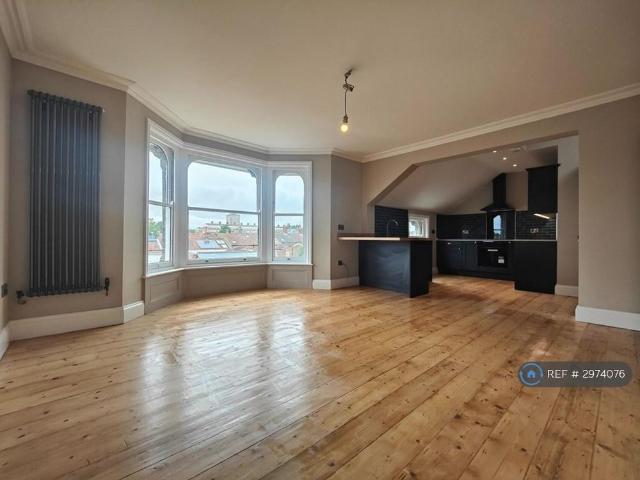 Apartment for rent in Heigham Grove, East Bank