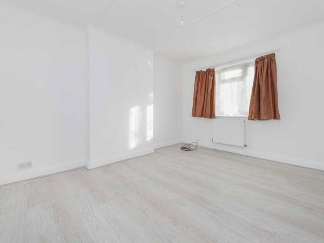 Apartment for rent in Hendon, Greater London