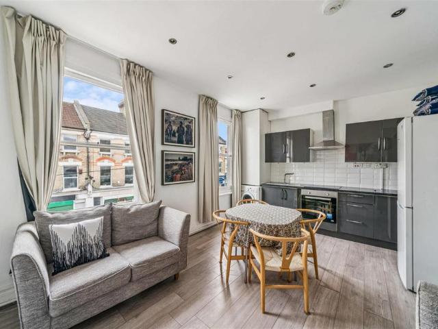 Flat for rent in Streatham Hill, Isle Of Man