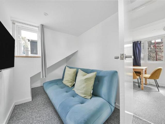 Apartment for rent in Shoreditch, Greater London