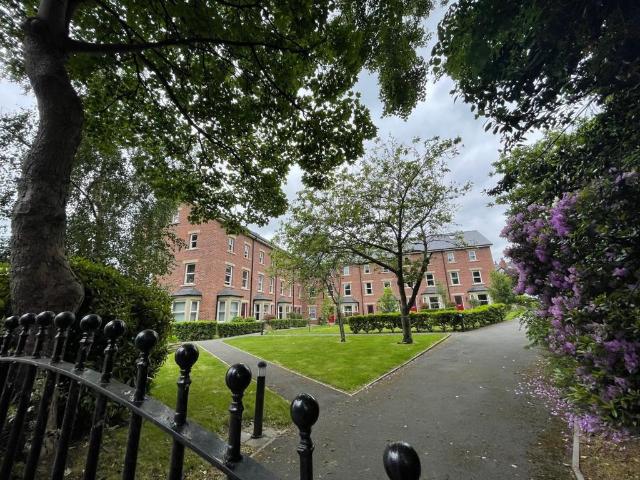 Flat for rent in Burley, West Yorkshire