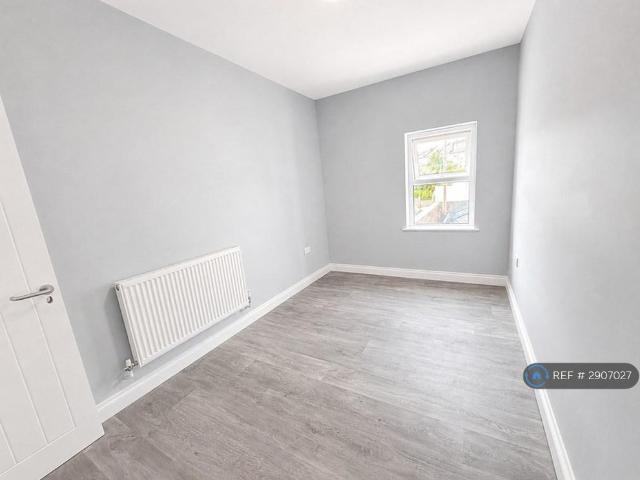 Apartment for rent in Bishopston, Feckenham
