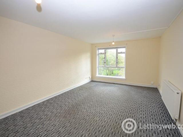Apartment for rent in Cadham, Cadham Village