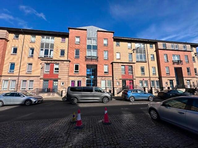 Apartment for rent in Hutchesontown, Gorbals
