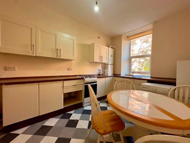 Apartment for rent in Cranstonhill, Scotland