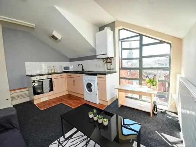 Apartment for rent in Hyson Green, Haddon