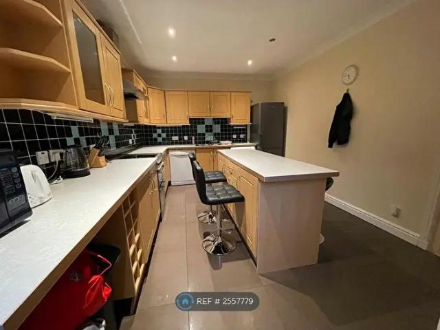 Apartment for rent in Woodside, Scotland
