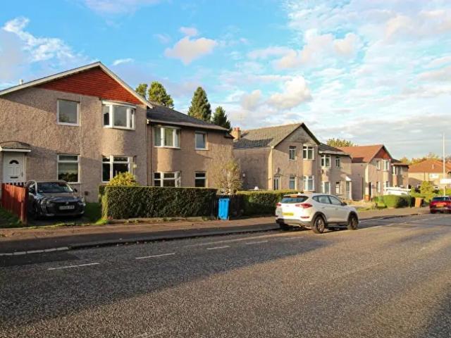 Apartment for rent in Croftfoot, Glasgow